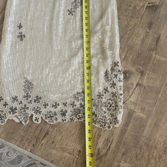 Vintage silk N sequin beaded dress.100% silk EUC Elegant Cream FloralEmbellished - Picture 6 of 8